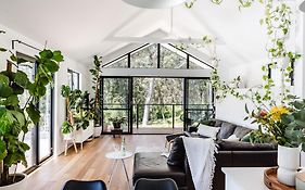 The Green Door-Karri Retreat